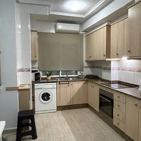 Gemutliches Familien-apartment Im Zentrum Von - 5 Min. Vom Torrevieja